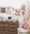 {Neutral} Hugs & Kisses Banner
